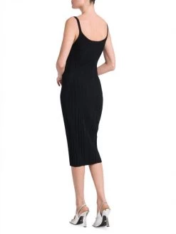 Versace Rib-Knit Medallion Midi-Dress 10 Versace Rib-Knit Medallion Midi-Dress -Versace Online Shop unnamed file 2373