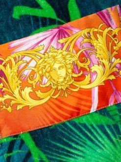 Versace Jungle-Print Cotton Bathrobe For Men Green Print 13 Versace Jungle-Print Cotton Bathrobe For Men Green Print -Versace Online Shop unnamed file 3712