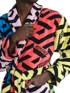 Versace Logo Cotton Bathrobe For Men 11 Versace Logo Cotton Bathrobe For Men -Versace Online Shop unnamed file 4177